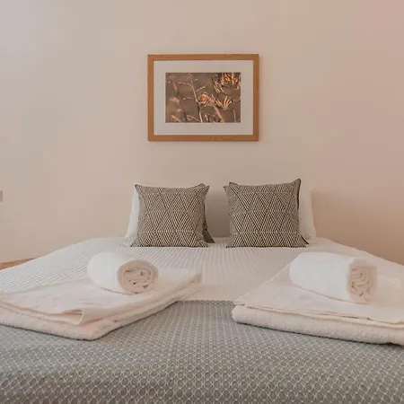 Gate To By Lovelystay * Лиссабон